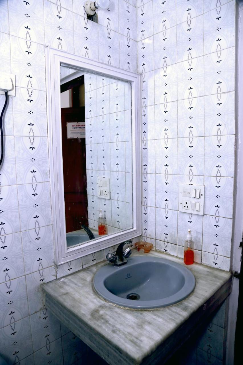 Batra Holiday Home - Couple Friendly Stays Delhi  Exterior foto